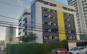 Apê no Universitário - Ed. Portal do Amazonas, 305